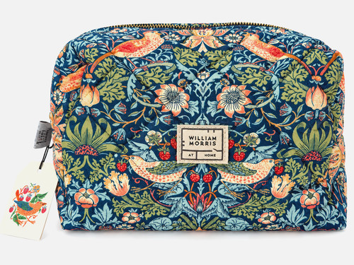 William morris strawberry - morris,